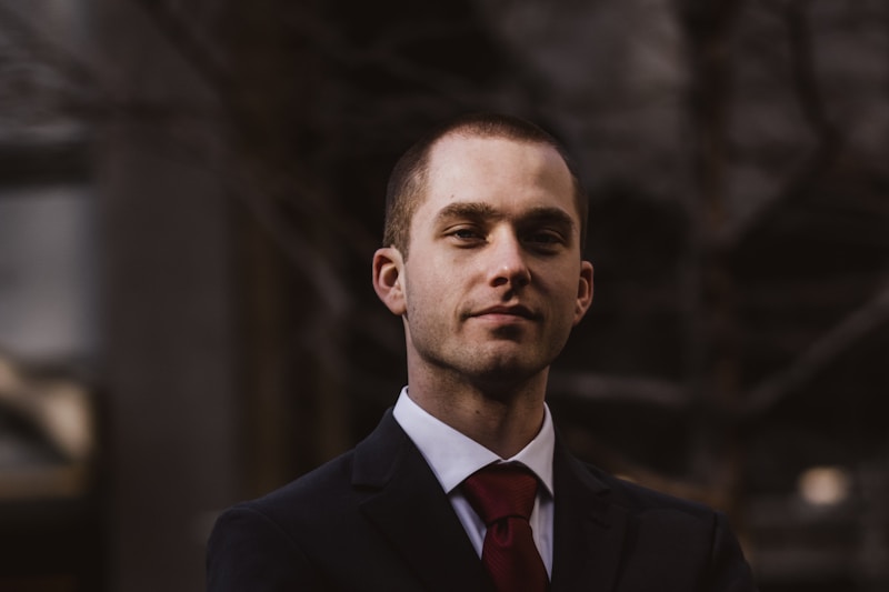 Commercial real estate sales professional
